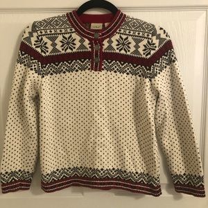 Beautiful Christmas/winter sweater from LL Bean